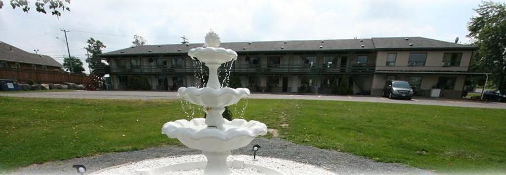 Campbellford River Inn Экстерьер фото